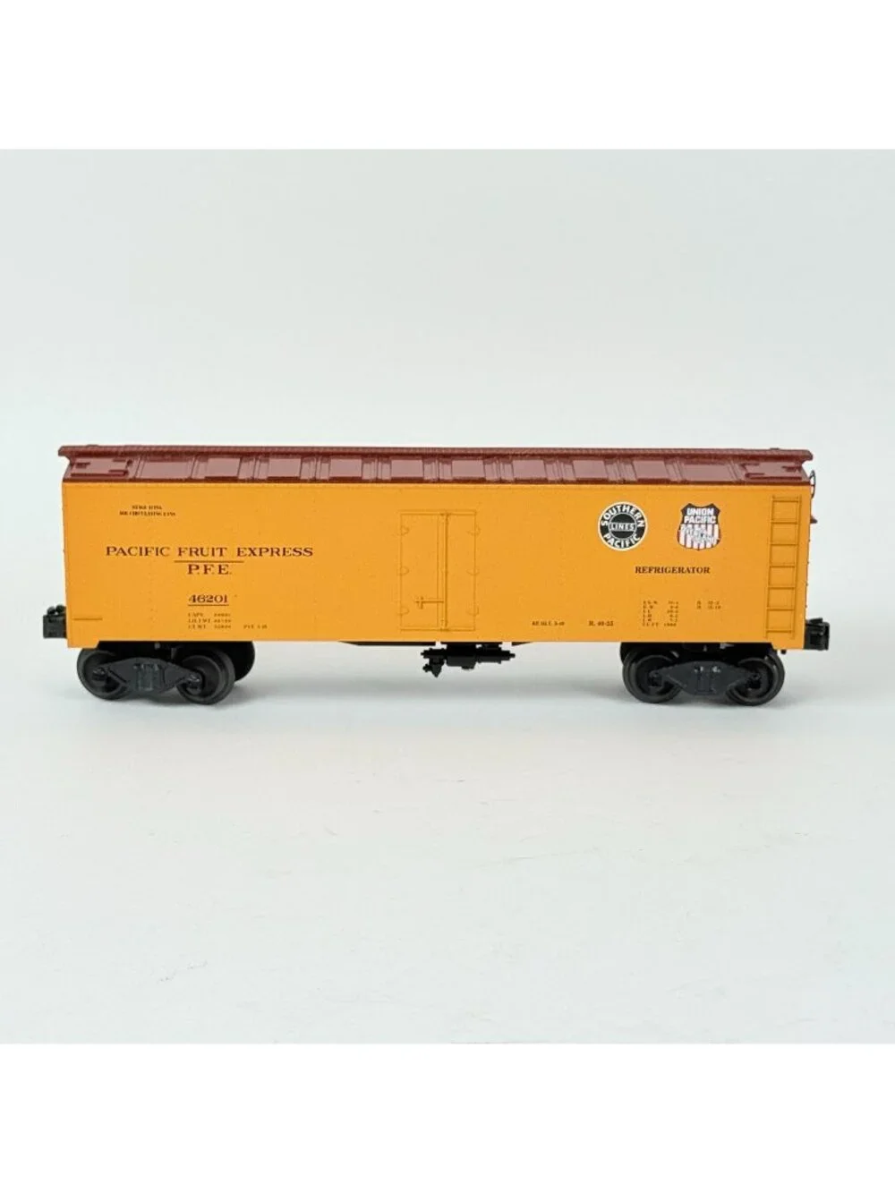 Bachmann Williams O Gauge Pacific Fruit Express 40Ft Refrigerator Car
